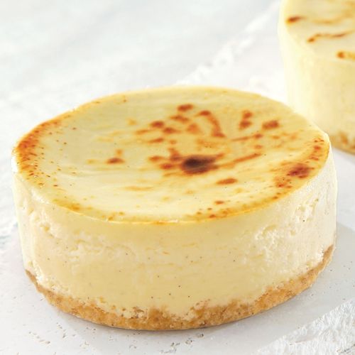 Vanilla Bean Brulee Individual Cheesecake